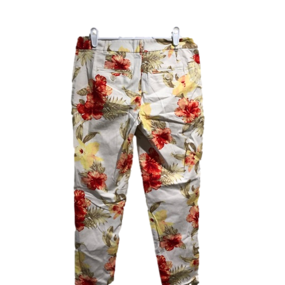 Talbots Floral Weekend Chino Size 2P - Picture 2 of 3